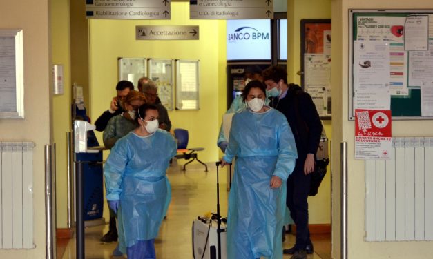 Αναστέλλονται όλες οι εκπαιδευτικές εκδρομές προς Ιταλία με απόφαση Κεραμέως